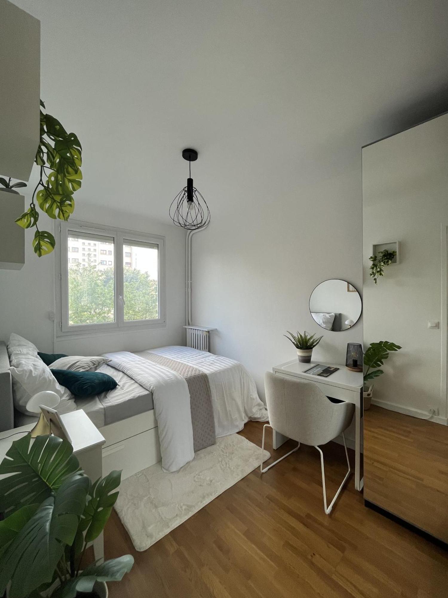Entire 60M2 Apartment - Close To Paris - Parking - Kitchen - 2Min Rerb - Olympic'24 Bourg-la-Reine Exterior foto
